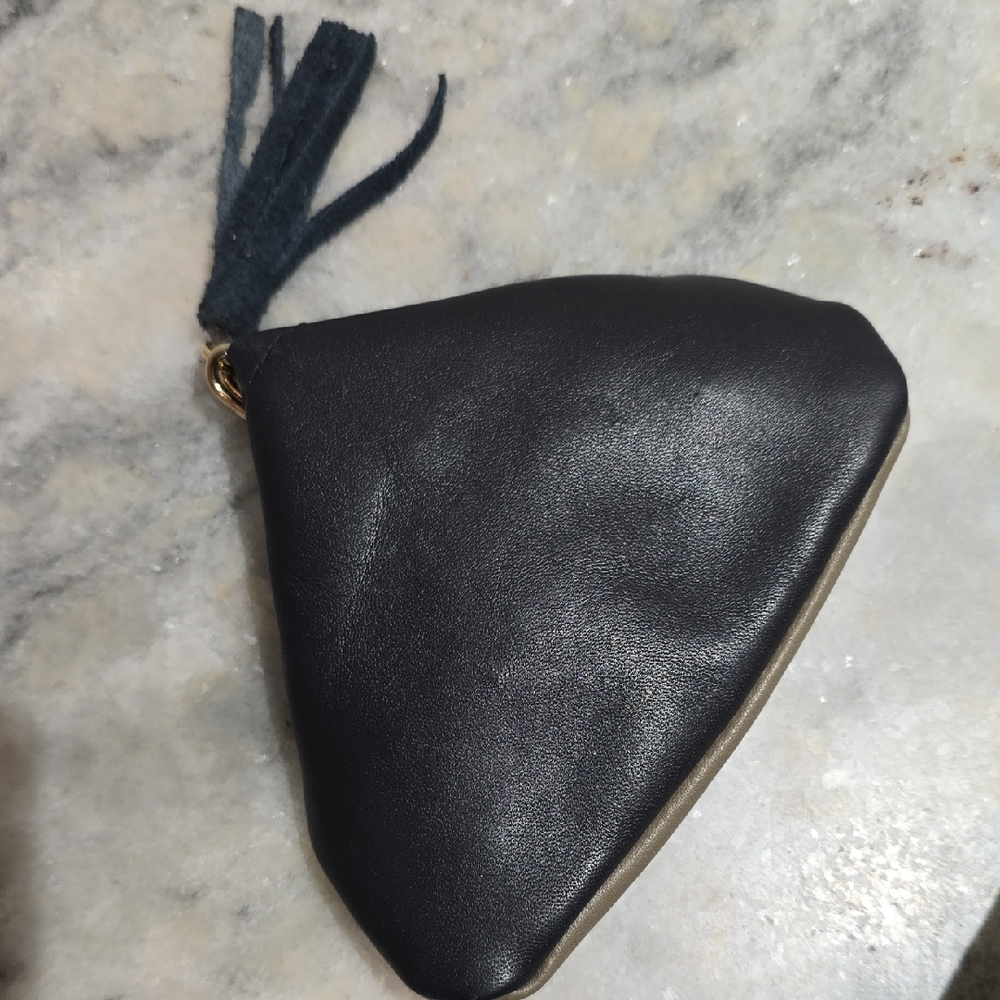 Italian Black and Tan Leather Coin Purse - Picture 9 of 10